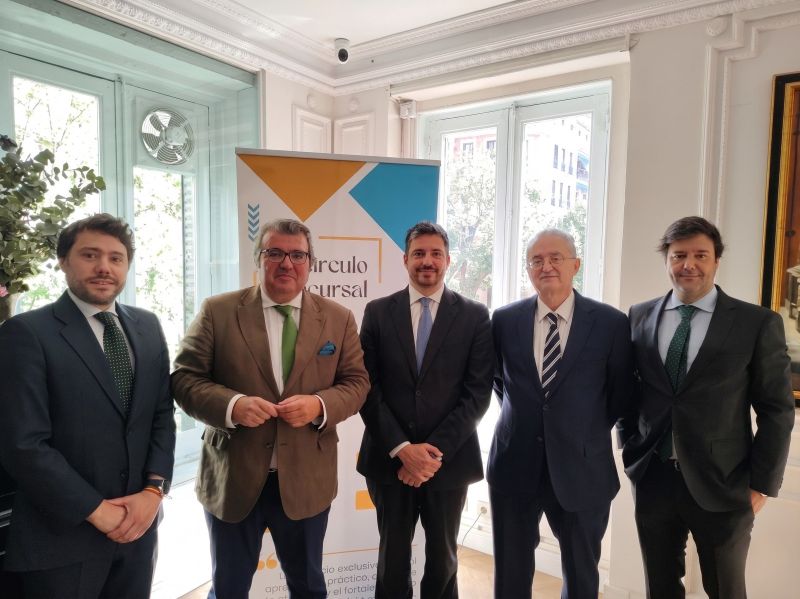 Magistrados mercantiles y expertos concursales en el Círculo Concursal Madrid analizando la Segunda Oportunidad y la EPI